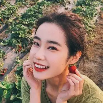 阳光笑容女头像高清好看的阳光微笑女生头像图片