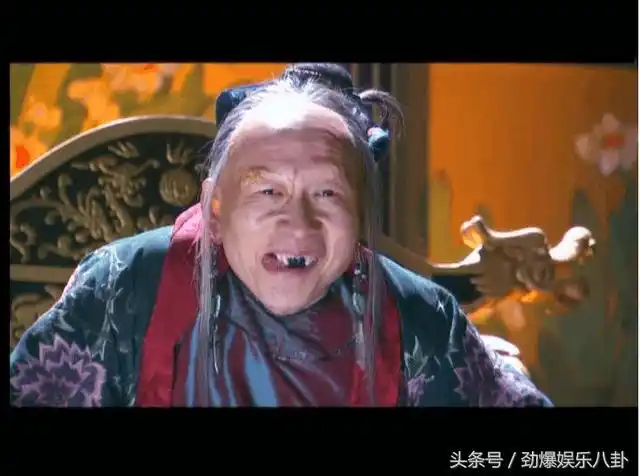 神雕侠侣》中的裘千尺居然是男的?娶了个漂亮老婆