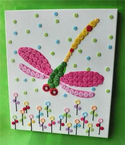 最近买了很多扣子,最开始是打