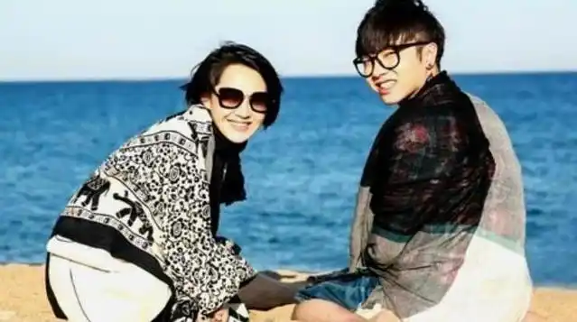 难怪张碧晨要铁了心生孩,华晨宇家庭背景曝光,家底深厚