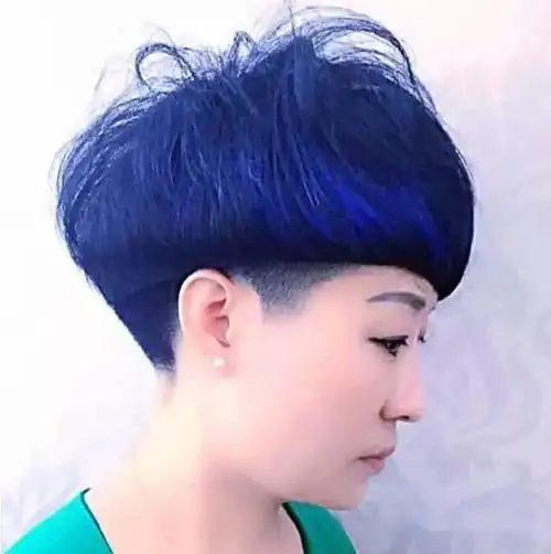 今年流行无鬓角短发