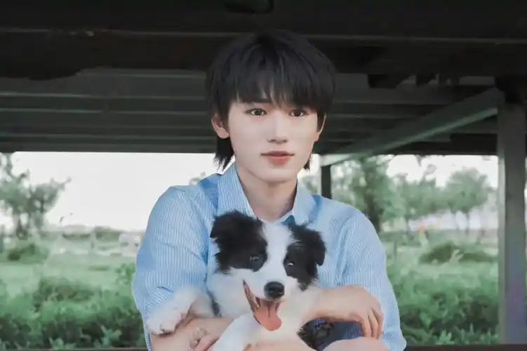 好治愈呀宋亚轩壁纸