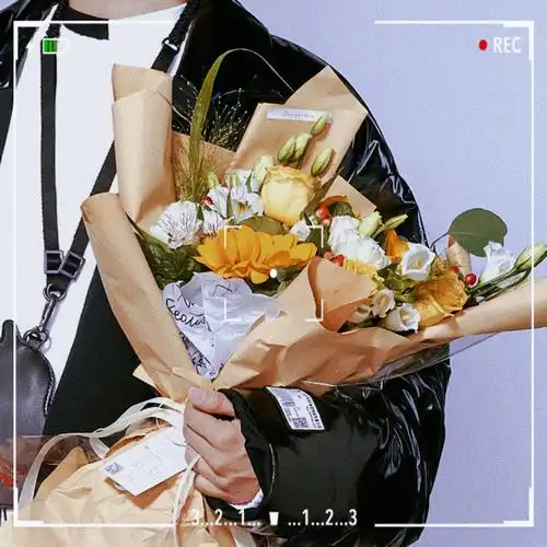 肖战#捧花头像94