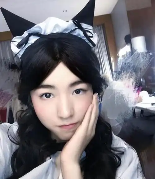 回顾:9位"男扮女装"的男星,有的比女人还美让女同胞情何以堪