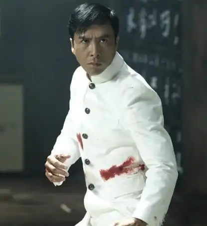 top4 甄子丹2001年,吴樾在《精武英雄陈真》中饰演陈真.