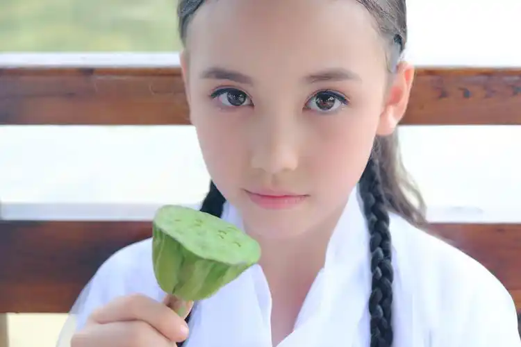 p>宋梓欣,中美混血女孩,2010年1月26日出生于广东中山.