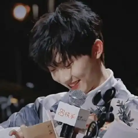 马嘉祺头像马哥1212生日快乐