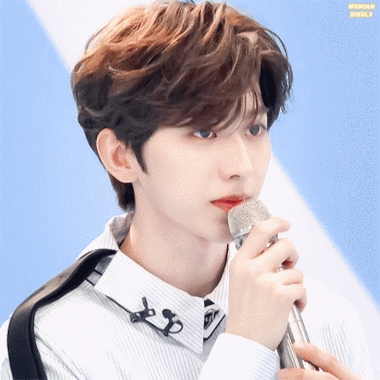 蔡徐坤表情包动图