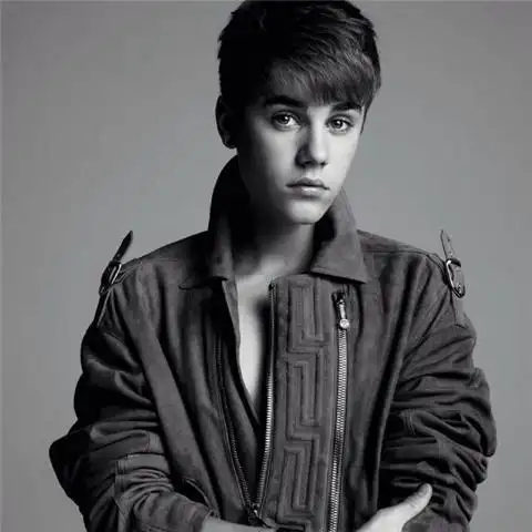 求justin bieber的头像 来一堆!