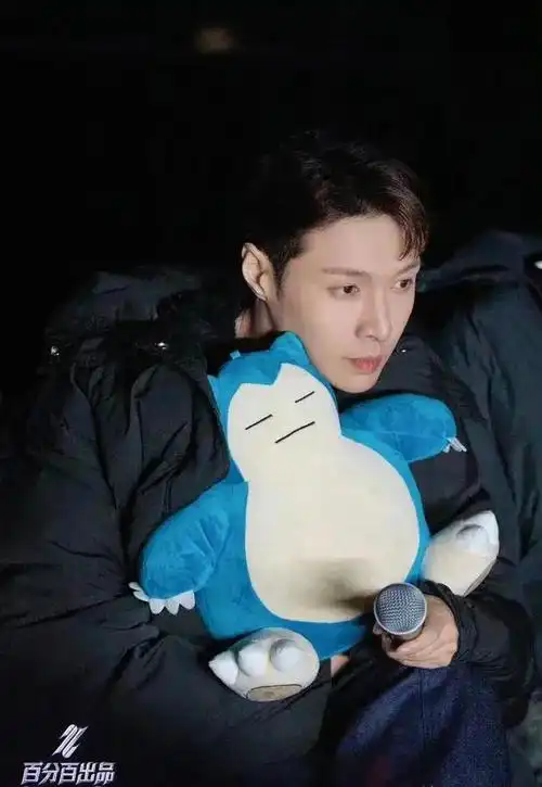 414娱乐钟汉良肖战王一博张艺兴鹿晗杨紫龚俊迪丽热巴ab宋祖儿