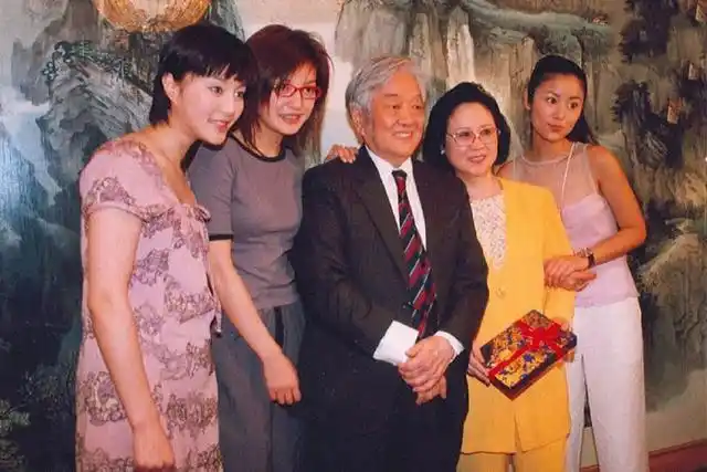 苏有朋暗恋赵薇(苏有朋因戏生情)(1)