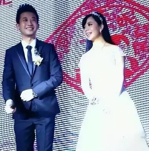 王二妮老公简介(王二妮成名背后不为人知的秘密)(17)