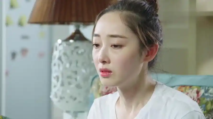 风光大嫁:宁馨问赵丹桥,喜欢红小豆还是宁馨,赵丹桥皱眉头了