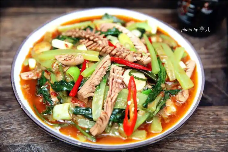 腰花这样做脆嫩爽口,不腥不膻,方法简单,新手一看即会