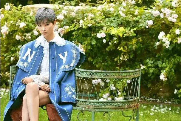 歌手李宇春:不恋爱不结婚,坦诚地自曝患病,她到底图了个什么?