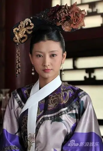 《后宫甄嬛传》开播 斓曦华丽造型惊艳出场(图)