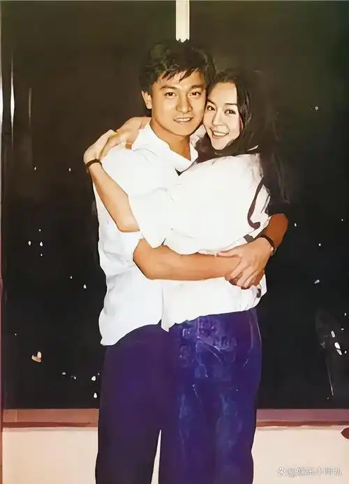 刘德华的妻子朱丽蒨并没有因为婚后成为名人而安逸享乐,相反,她选择