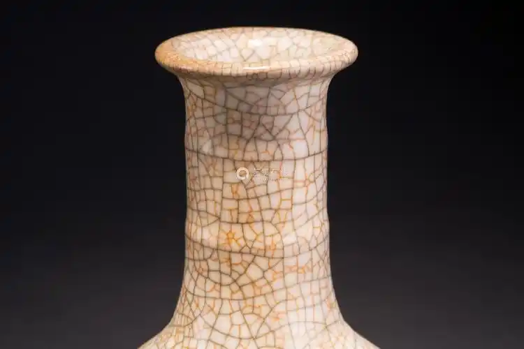 6868lot119468宋哥窑长颈瓶