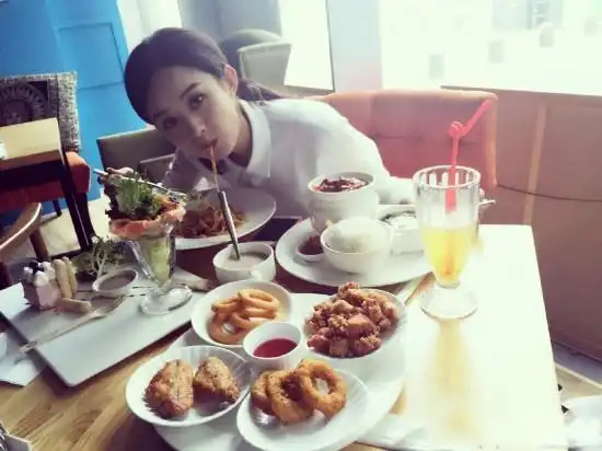 赵丽颖的吃货日常 零食不离手深夜好胃口