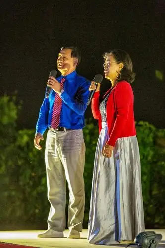 第十九个节目男女对唱【问月儿】