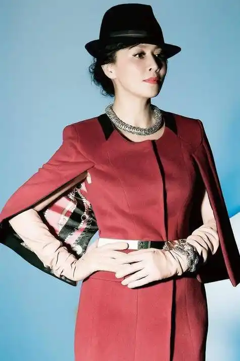 越老越有韵味——58岁刘嘉玲的性感之谜!_魅力_年龄_岁月