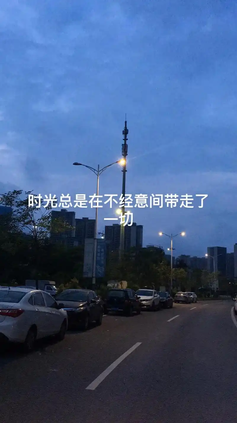 发一张小时候的照片 - 时光如水,总是无言 - 抖音