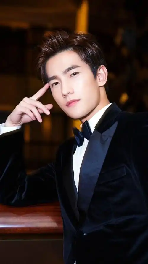 杨洋帅气西装图片,高清图片,手机锁屏桌面-壁纸族