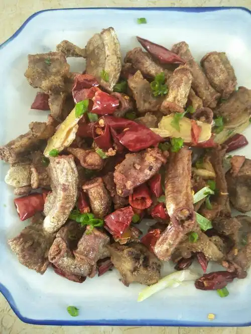 炸粉肠 ￥30元/份 已售1份