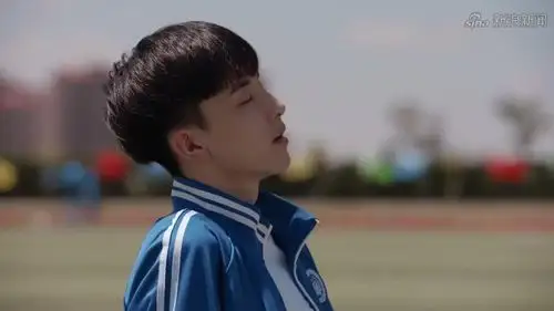 少年派:路边老爷子突发急症,倒地不起无一人赶扶,现实啊