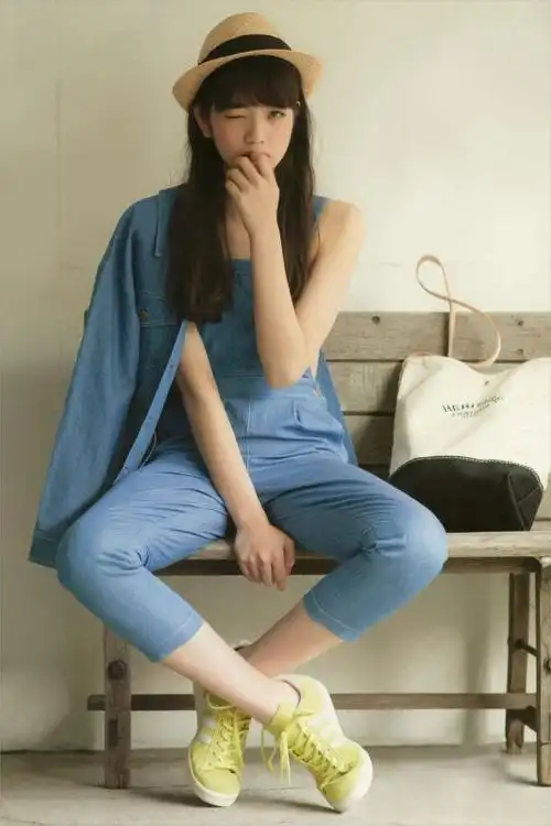 美女明星日本美女明星小松菜奈ins图片热辣美女文章小虾米