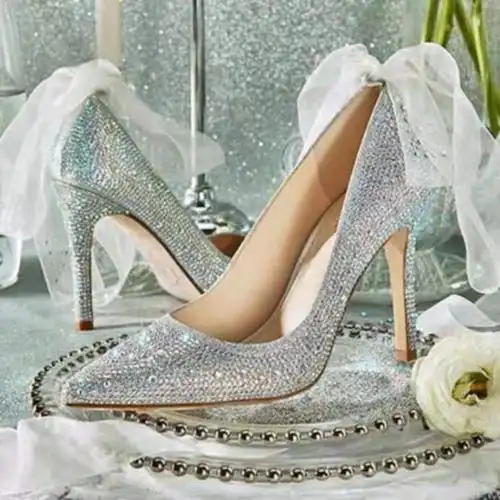 菲伊斯莉品牌2021年新款公主水晶鞋浅口水钻高跟鞋婚纱新娘婚鞋单鞋女