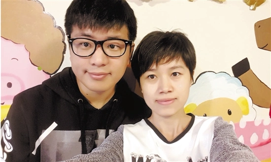 这个80后叫李宁果然跟李宁一样能拼 每年卖鞋过亿元