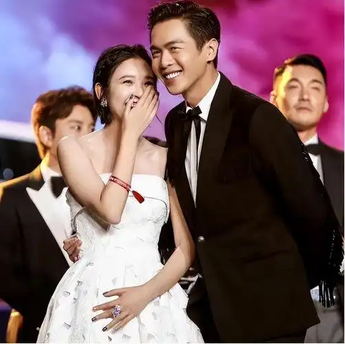 有种蜕变叫唐艺昕结婚老公张若昀变化不大她却像换了个人