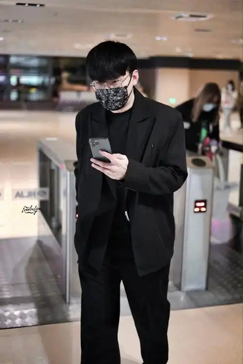 何九华不负韶华