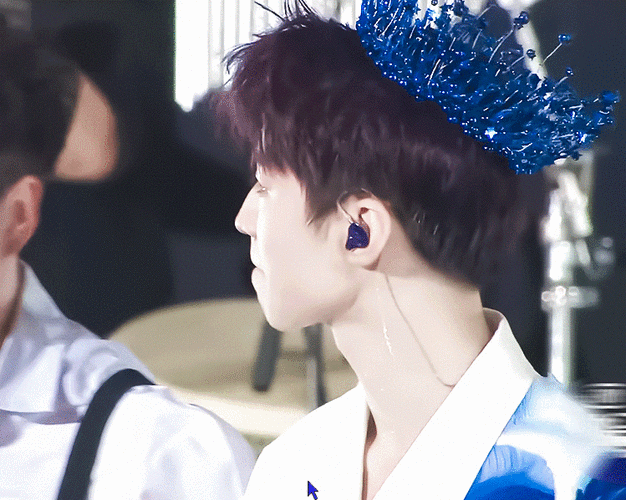 "   当原则遇上心动就会不停破例"       @tfboys-王俊凯