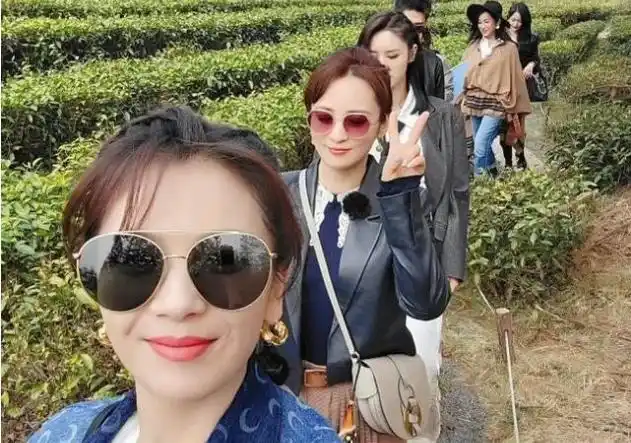 刘涛遭蒋勤勤当面嫌弃表示很尴尬