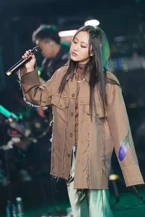 跟陈粒一起玩音乐节##青山湖·绿野仙踪星巢音乐节