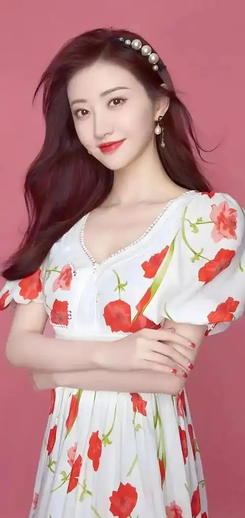 景甜新写真集:她的美丽让时尚再次沸腾!