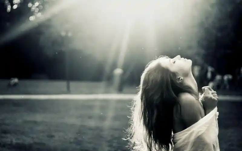 欧美风性感美女桌面壁纸