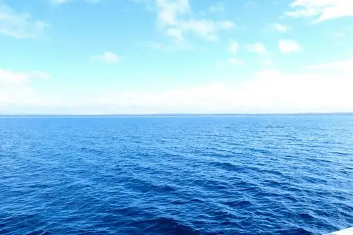 蓝天碧海,景色宜人!