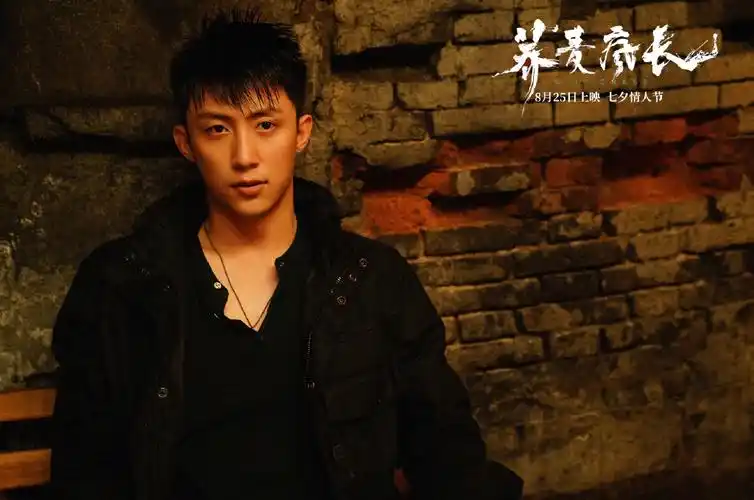 《荞麦疯长》剧照图片,分享一组黄景瑜图片给大家,图中的明星图片壁纸