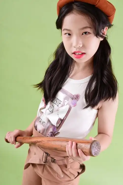 veen的儿童摄影作品《10岁》