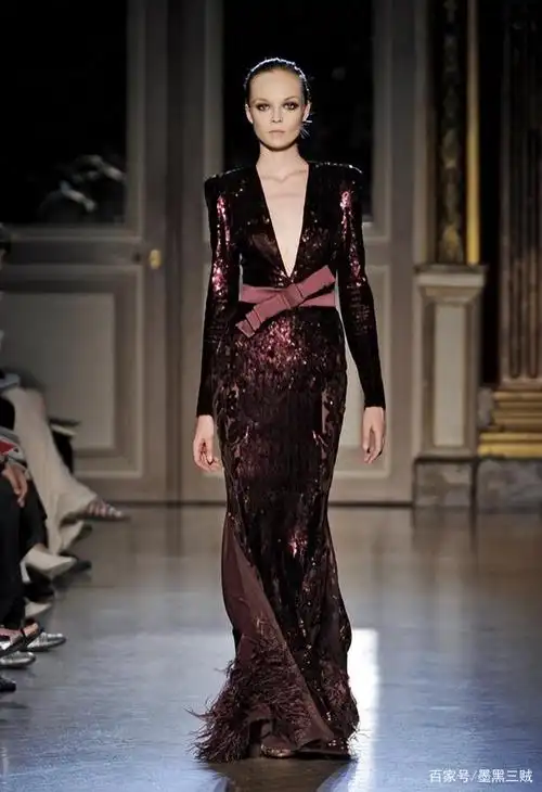 腰精成群?红毯上时尚花旦秀,大魔王和小红帽女王范太出众