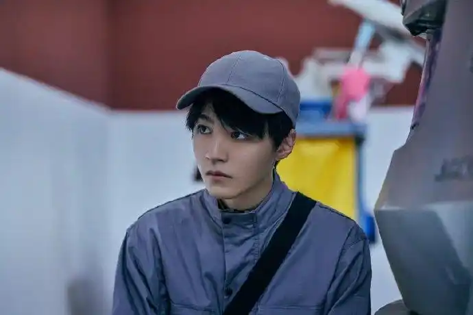 王俊凯重生之门洛神案剧照