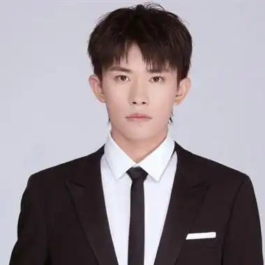 易烊千玺头像帅哥明星易烊千玺帅气图片女生专用