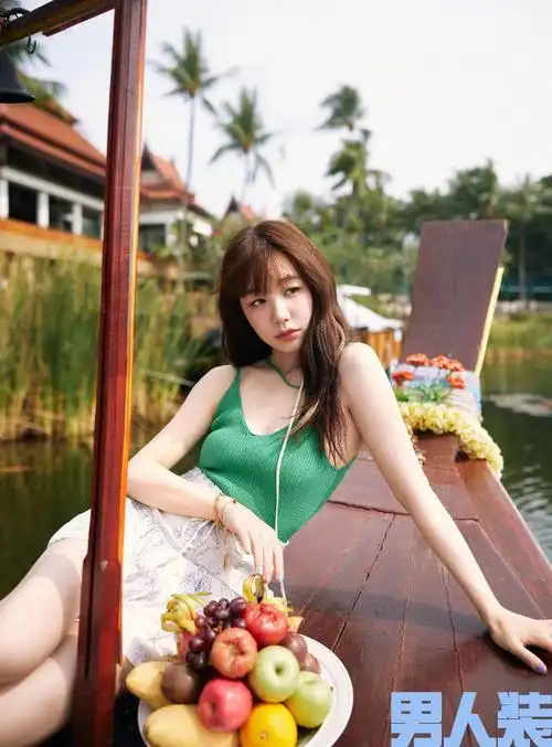 29岁徐梦洁登男人装封面泳装大片湿身诱惑元气甜妹长大了