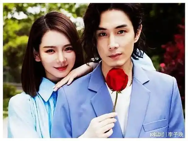 戚薇与李承铉:携手共赴的甜蜜人生,娱乐圈中的模范夫妻典范|爱情|乐器