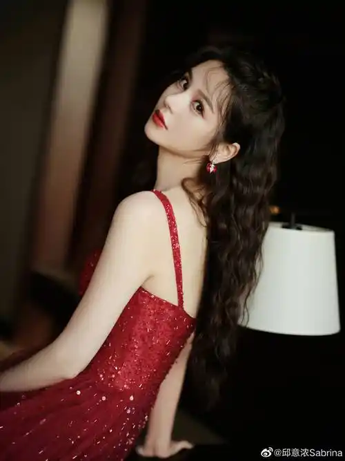 邱意浓获丝绸之路电影节网络电影类最佳女演员奖_战警_福州_倚天屠龙