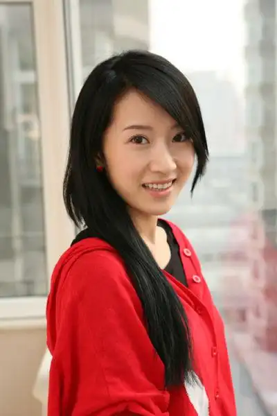 李念新剧《经营婚姻》首播 罗青鸟助其成功转型