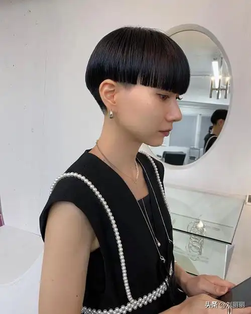 短发造型2022年最新款女图片(14款新发型,剪完就是美)